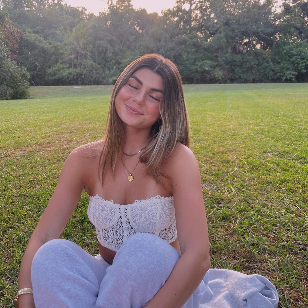 Meet your Posher, Marissa